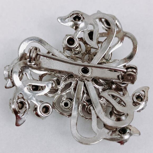 Vintage 1950s Mid Century Silver Tone Rhinestone Layered Floral Brooch Pin - Picture 7 of 9